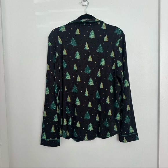 NYE Kyte Dark Navy and Green Twinkle Tree Print Pajama Set size L - Picture 15 of 15